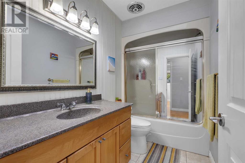 Single Family House Bungalow for Sale in  Brantford Drive NW Brentwood Calgary 