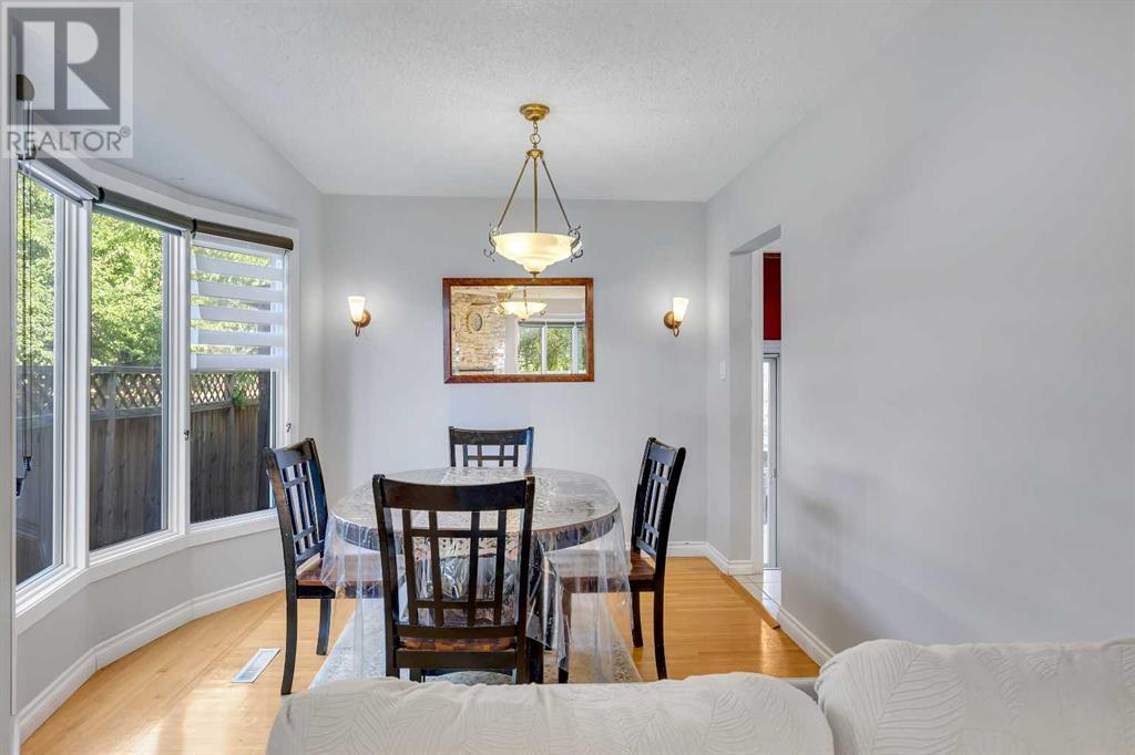 Single Family House Bungalow for Sale in  Brantford Drive NW Brentwood Calgary 