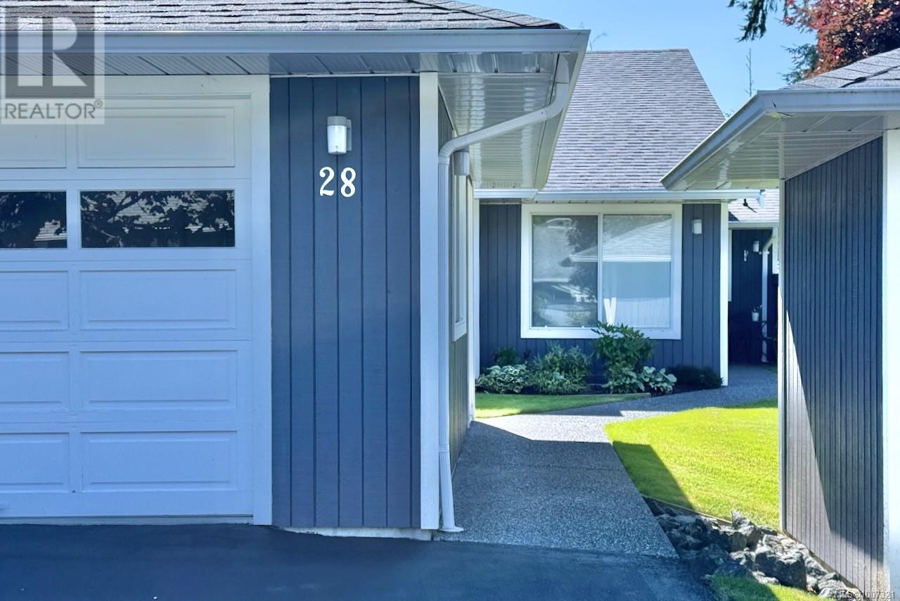 Photo 12 of 28 650 Hoylake Rd W, Qualicum Beach BC