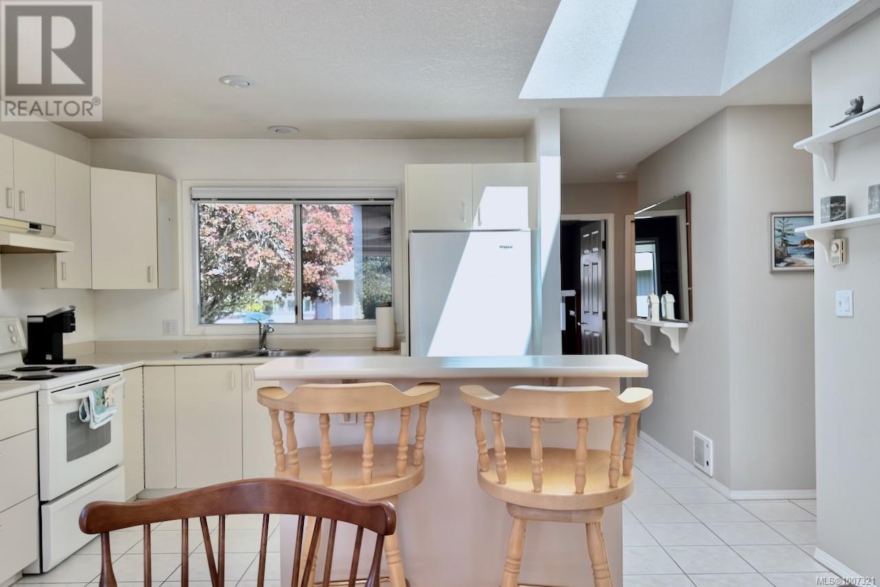 Photo 20 of 28 650 Hoylake Rd W, Qualicum Beach BC