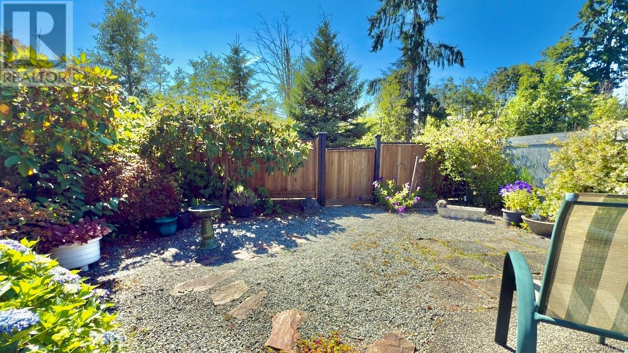 Photo 4 of 28 650 Hoylake Rd W, Qualicum Beach BC