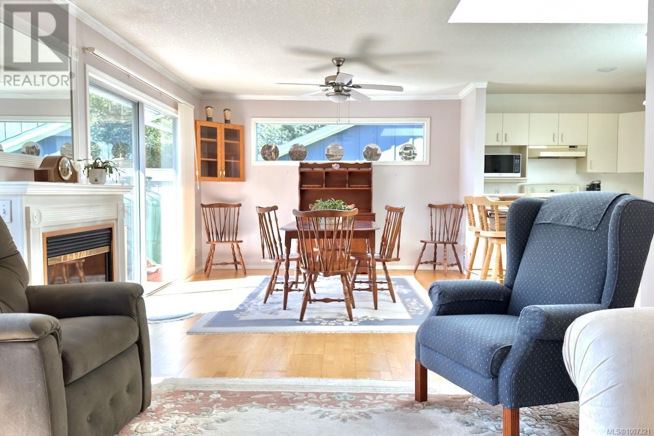 Photo 13 of 28 650 Hoylake Rd W, Qualicum Beach BC