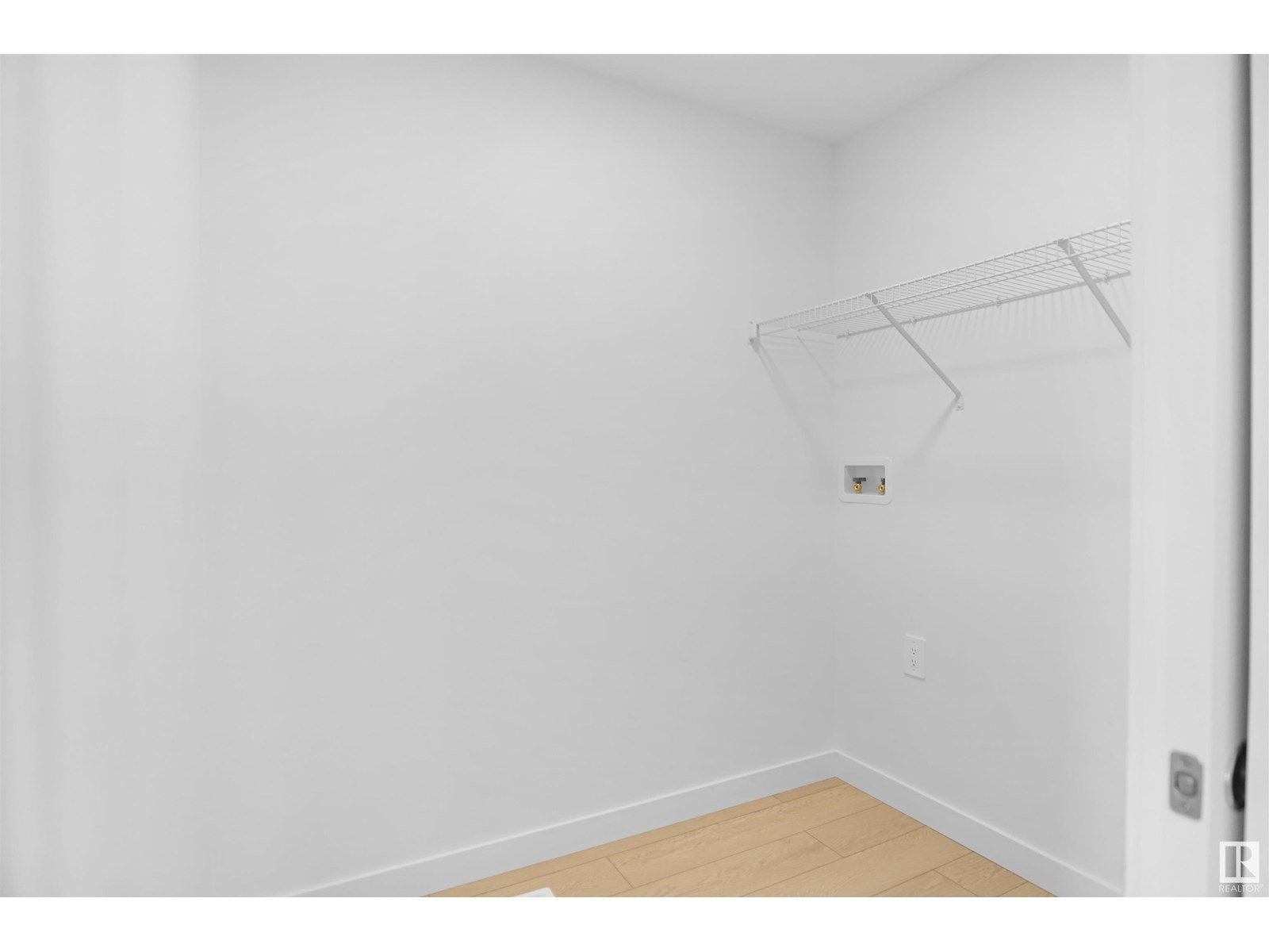 Photo 33 of 8460 183 Av Nw, Edmonton AB