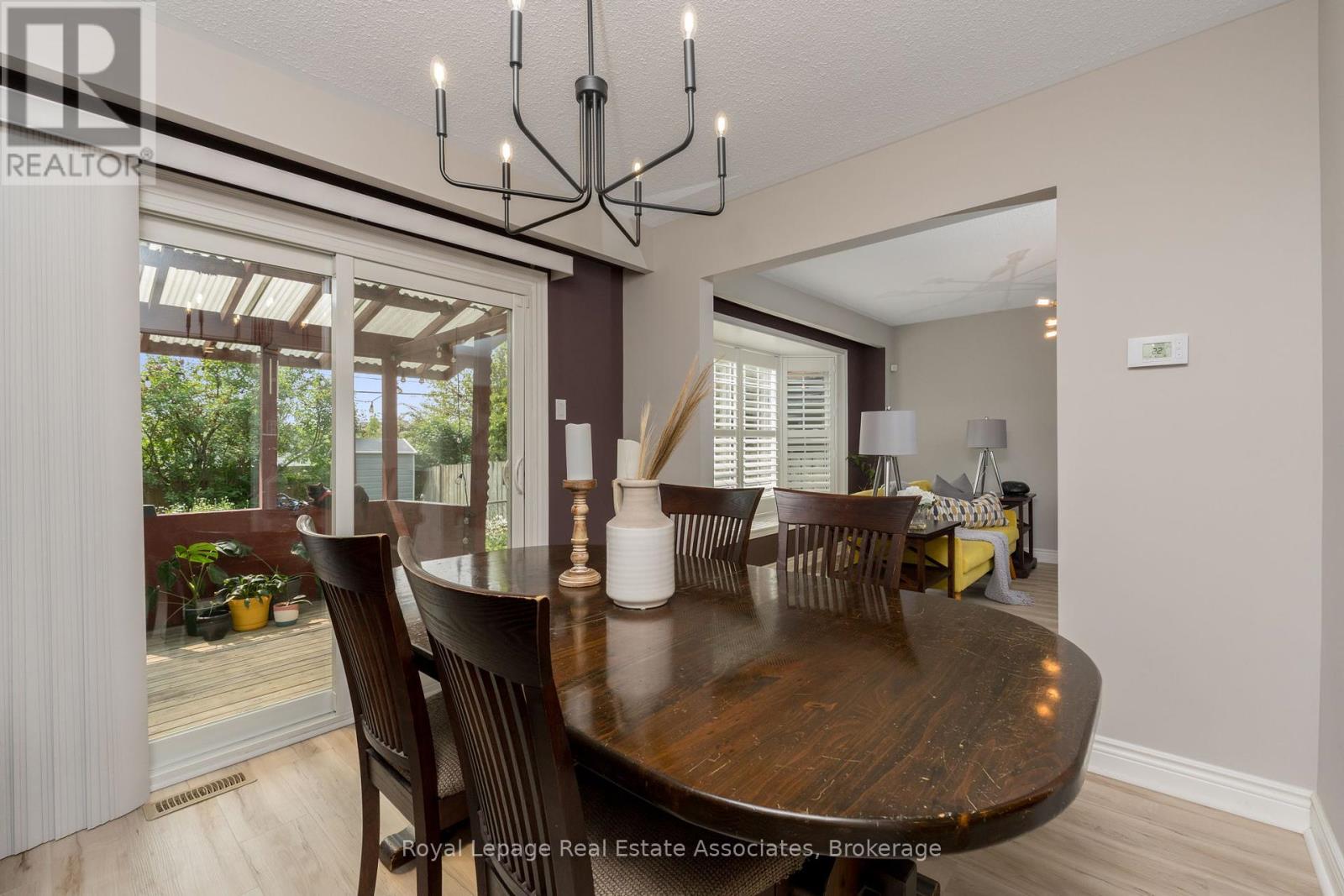Photo 42 of 28 Newby Court, Brampton ON