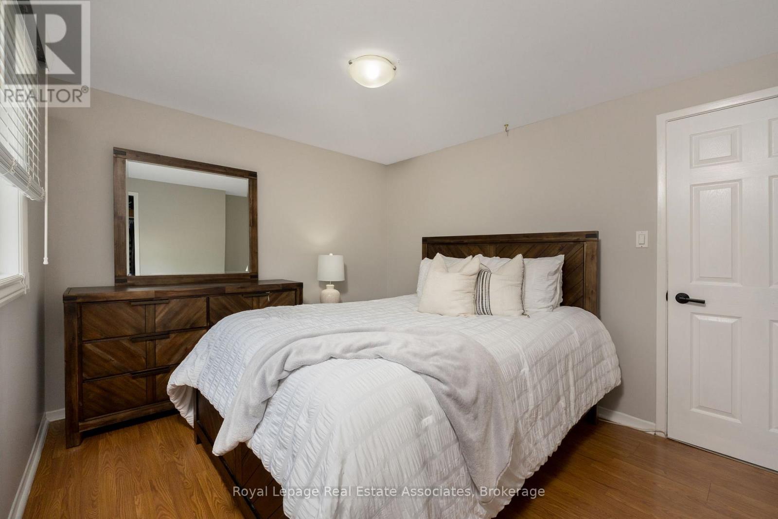 Photo 23 of 28 Newby Court, Brampton ON