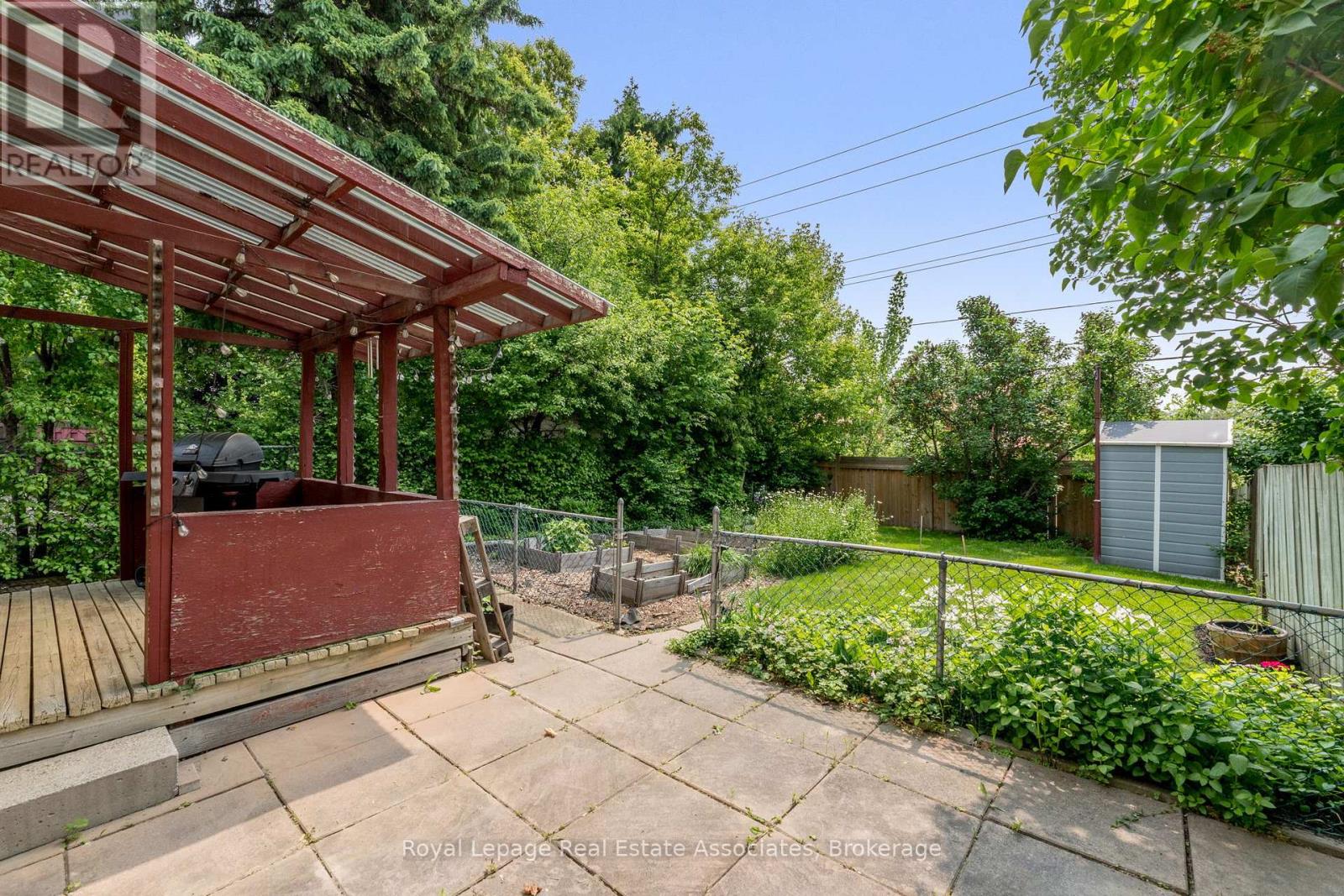 Photo 31 of 28 Newby Court, Brampton ON