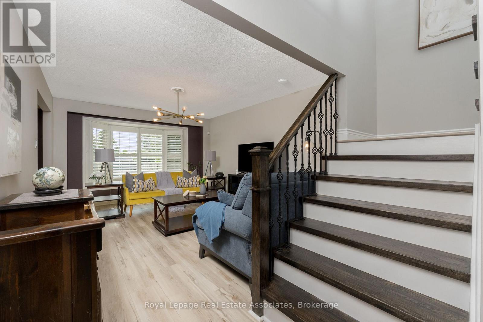 Photo 29 of 28 Newby Court, Brampton ON