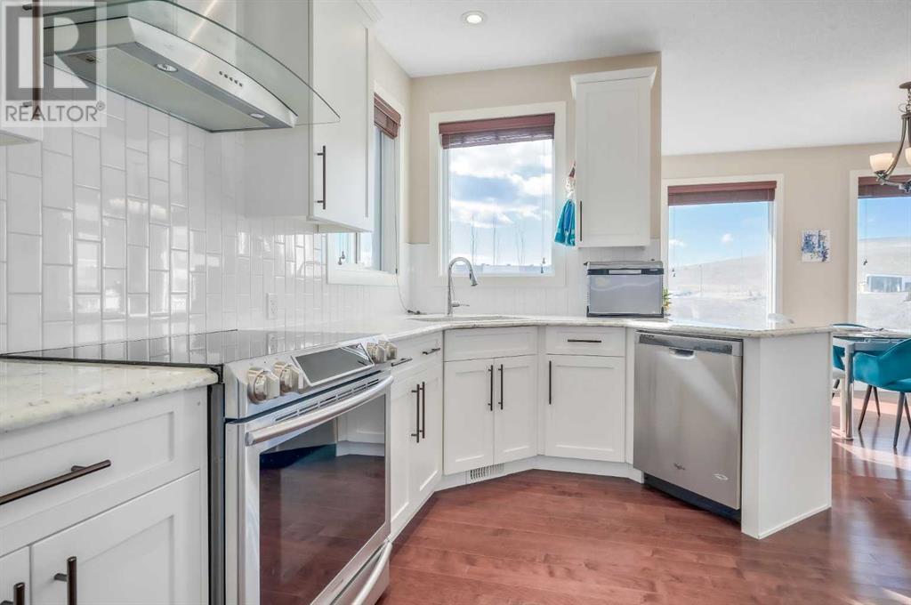 Single Family House for Sale in  Nolancliff Crescent NW Nolan Hill Calgary 