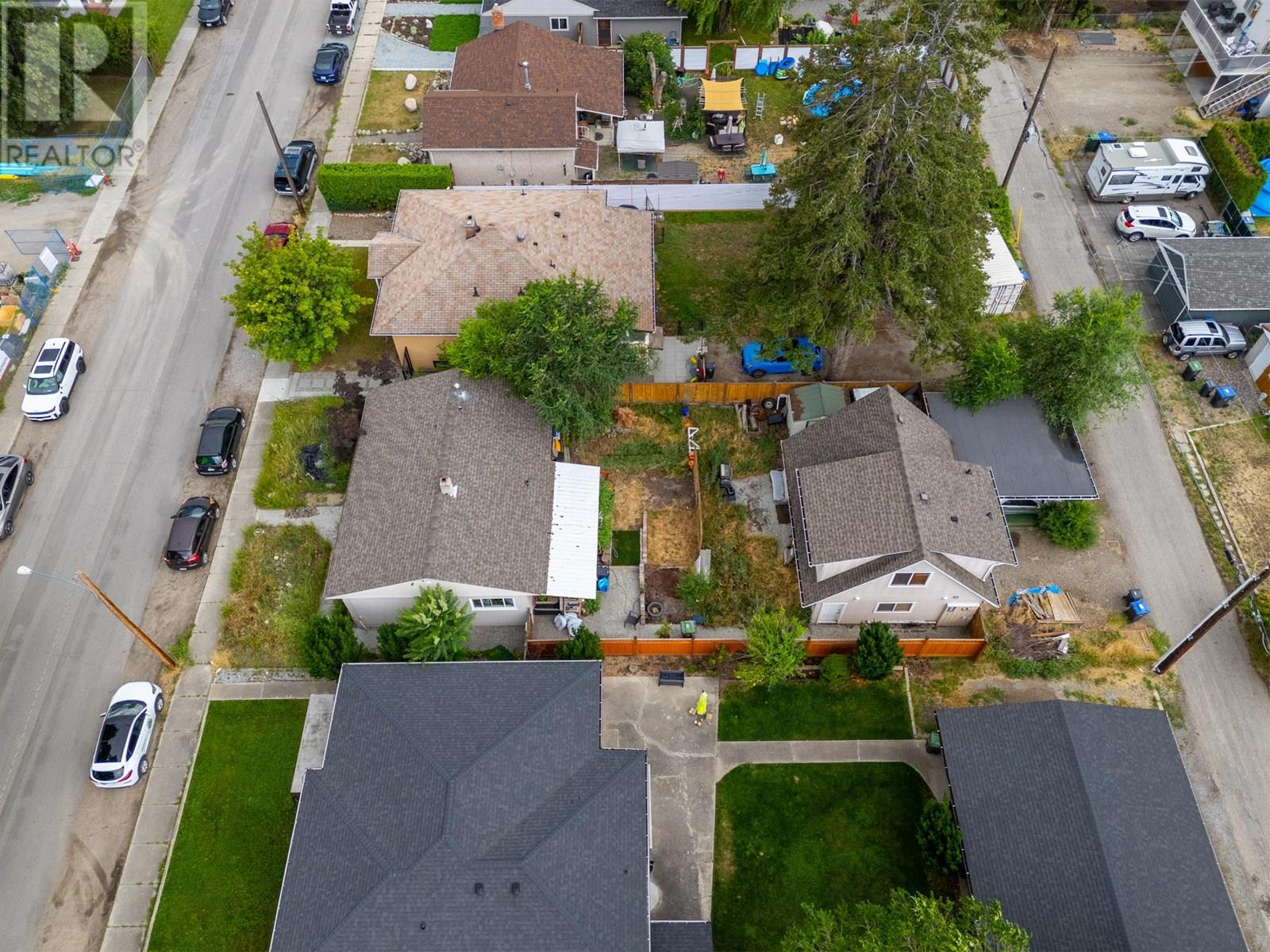 842 Walrod Street, Kelowna