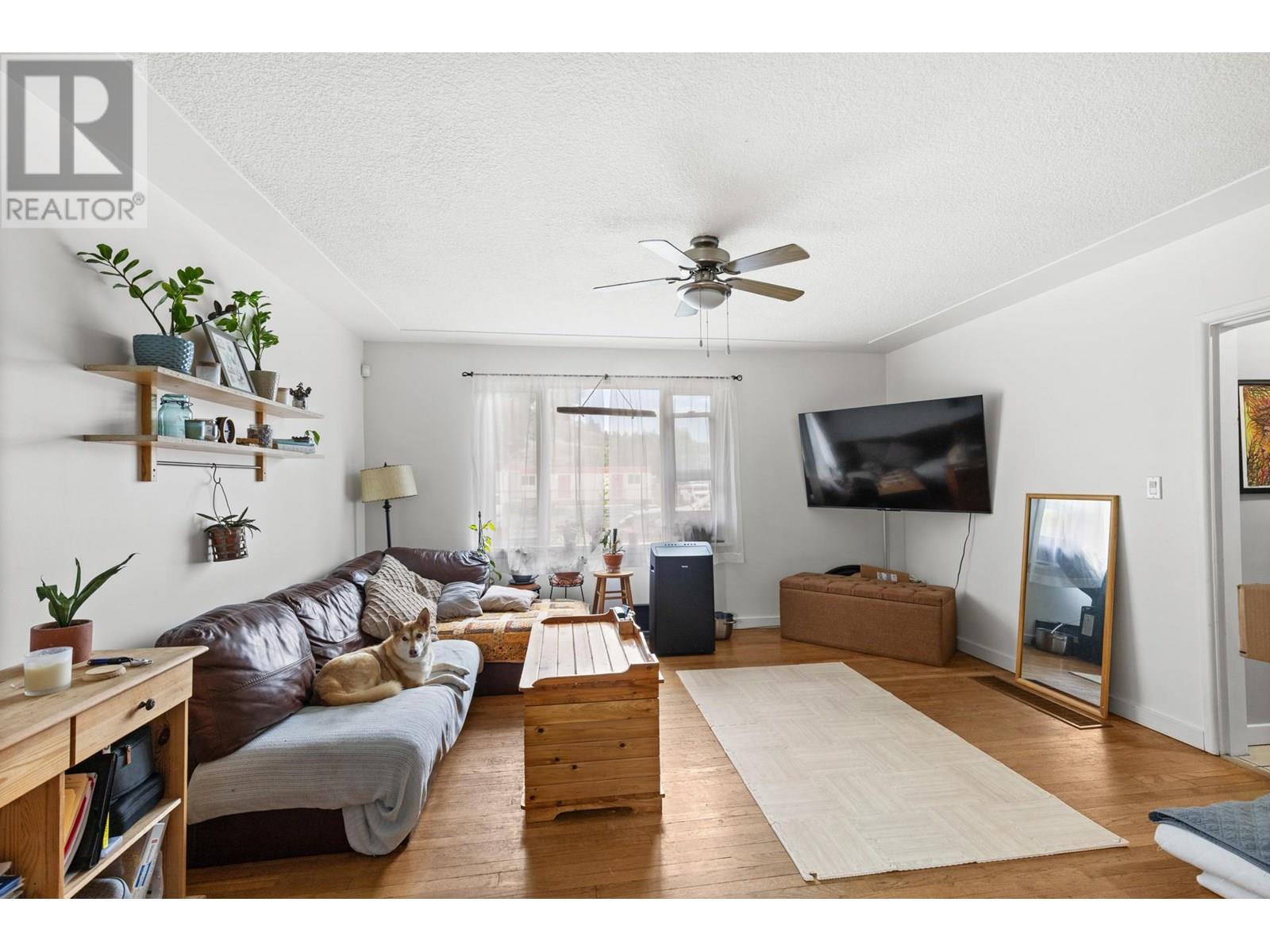 842 Walrod Street, Kelowna