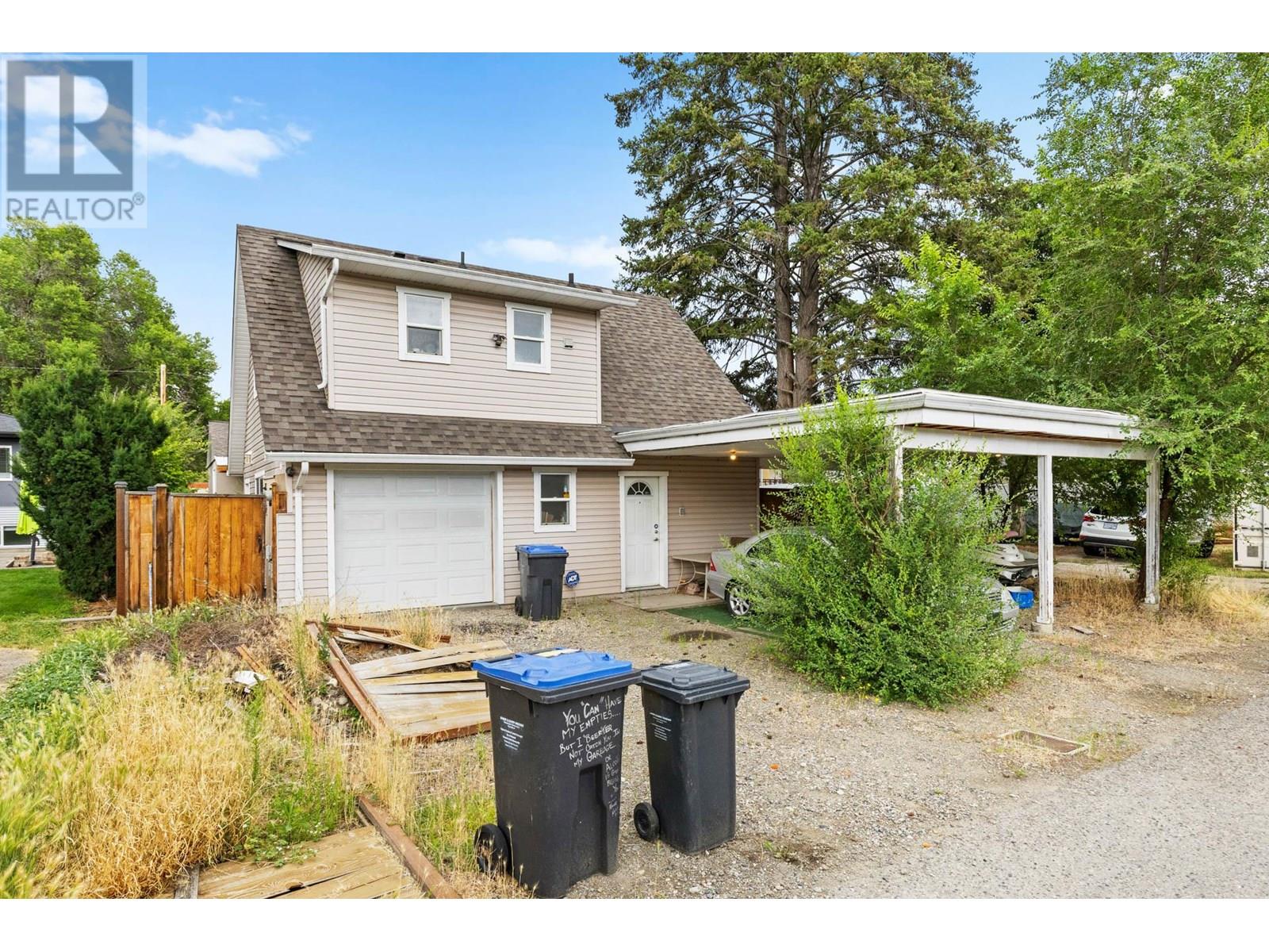  842 Walrod Street, Kelowna