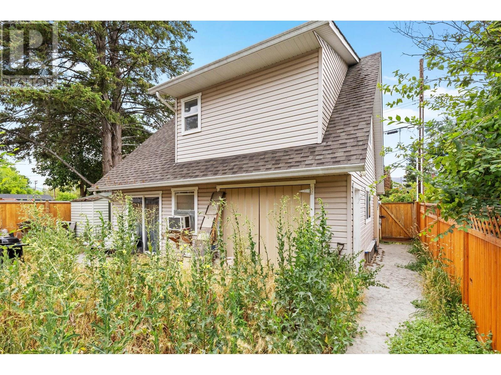  842 Walrod Street, Kelowna