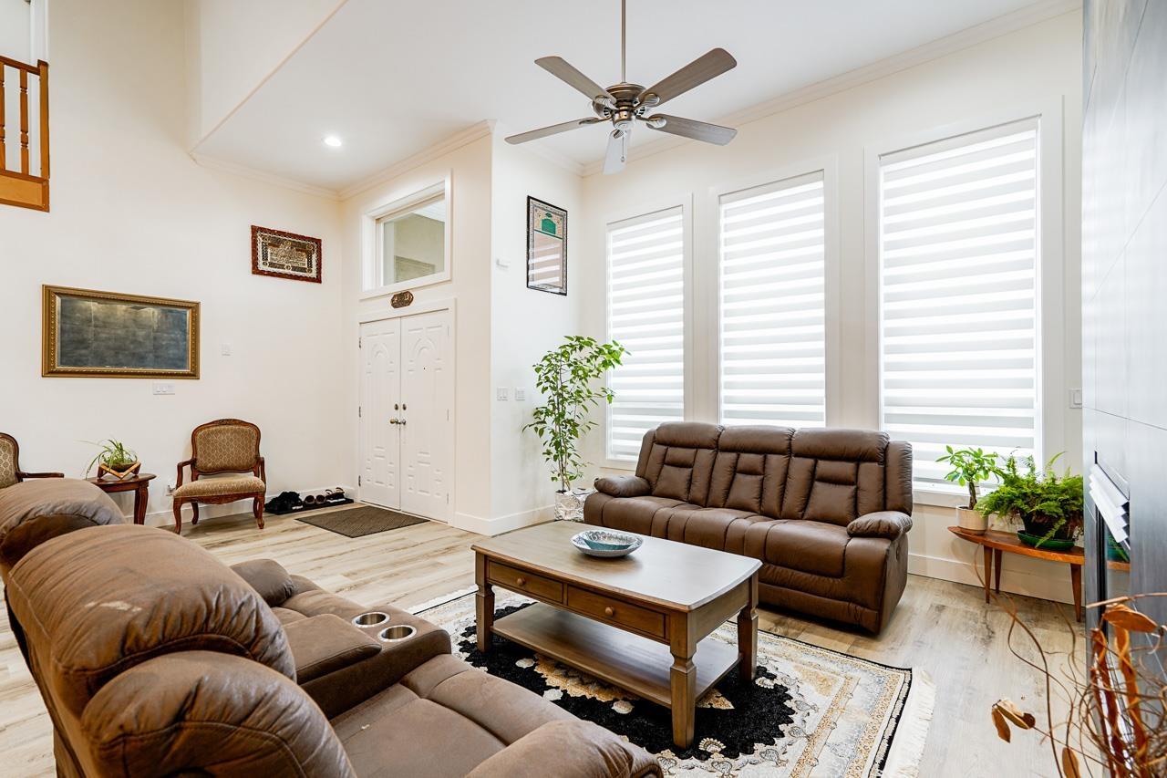 Photo 7 of 14536 83 Avenue, Surrey BC