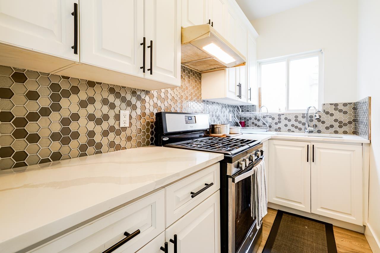Photo 14 of 14536 83 Avenue, Surrey BC