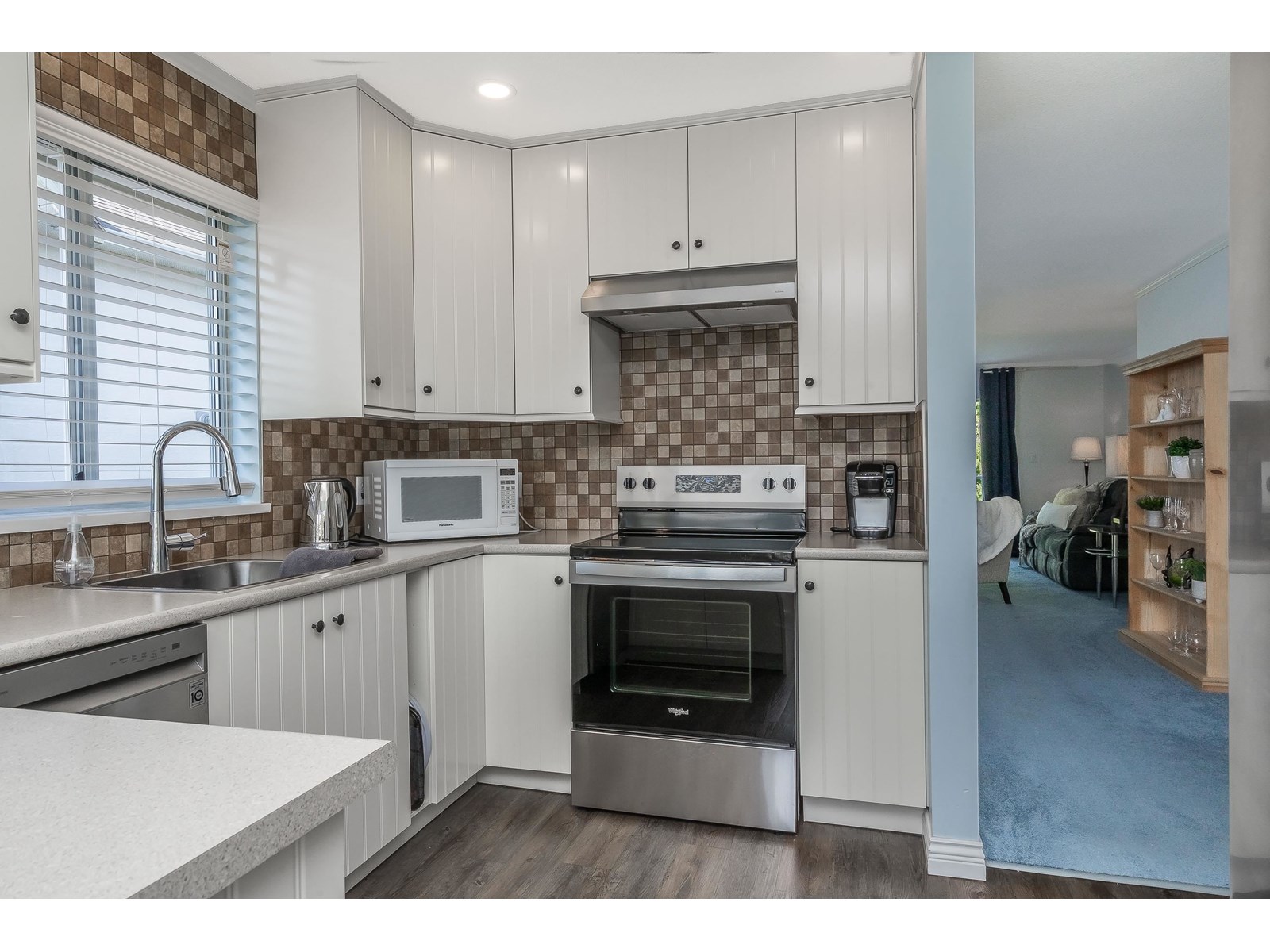 Photo 7 of 24 3380 Gladwin Road, Abbotsford BC