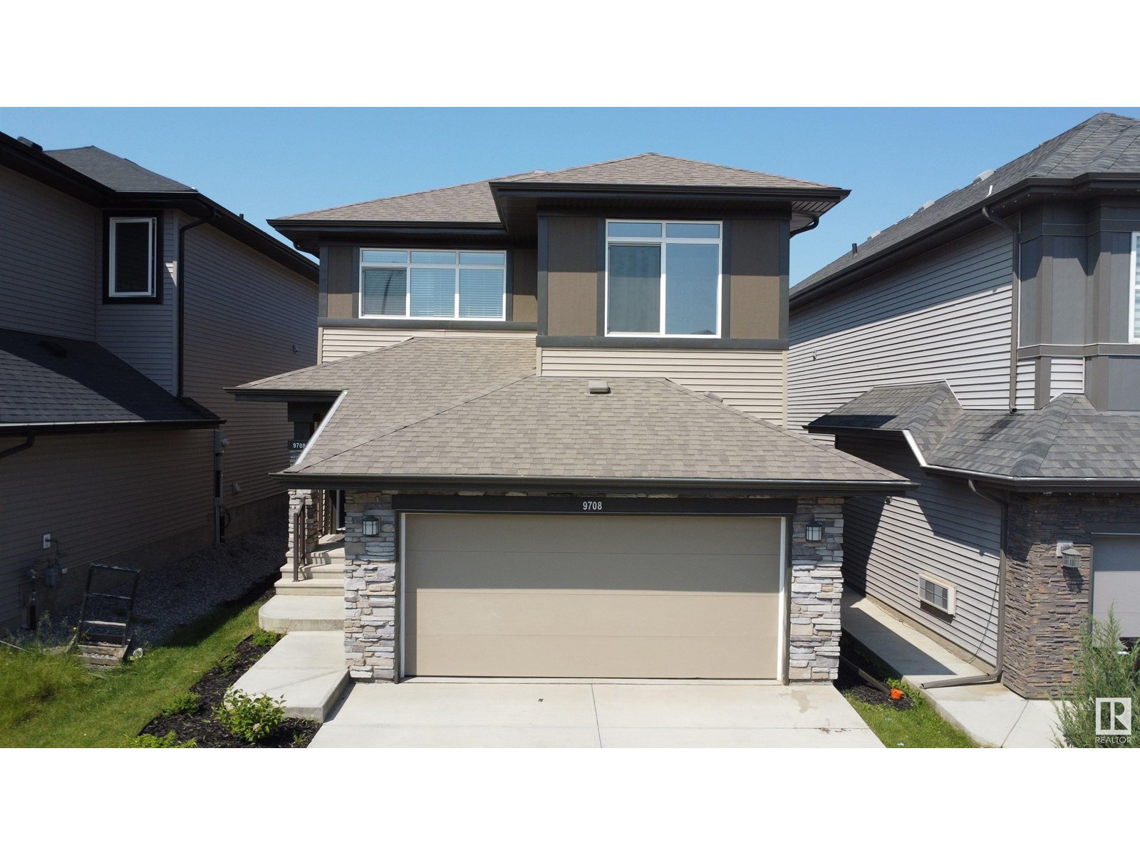 Photo 1 of 9708 224 St Nw, Edmonton AB