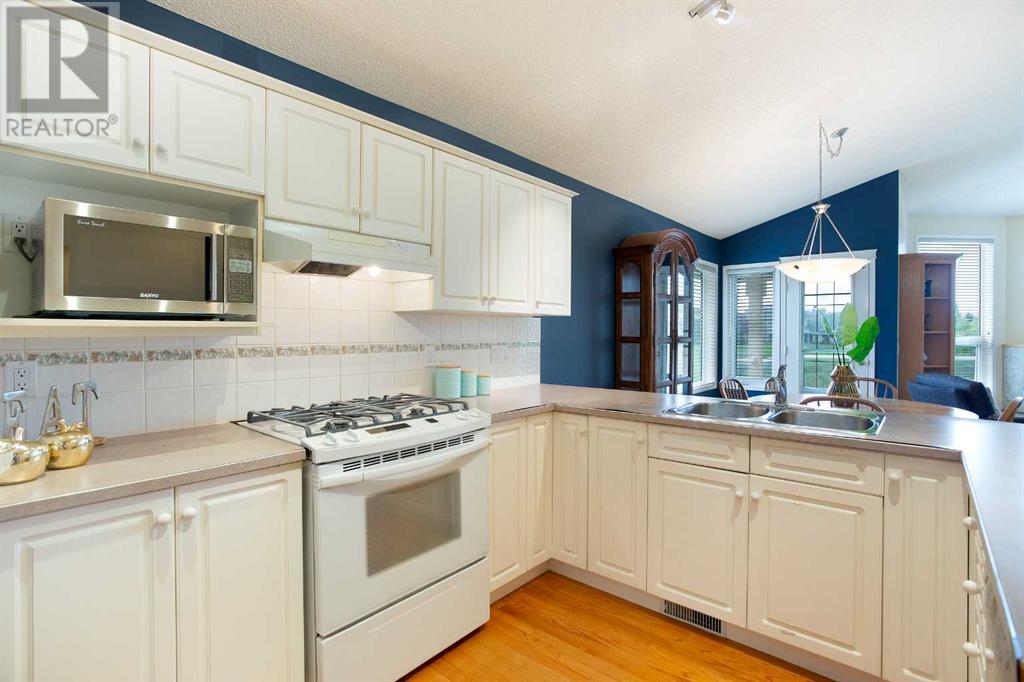 Single Family House Bungalow for Sale in  Citadel Grove NW Citadel Calgary 