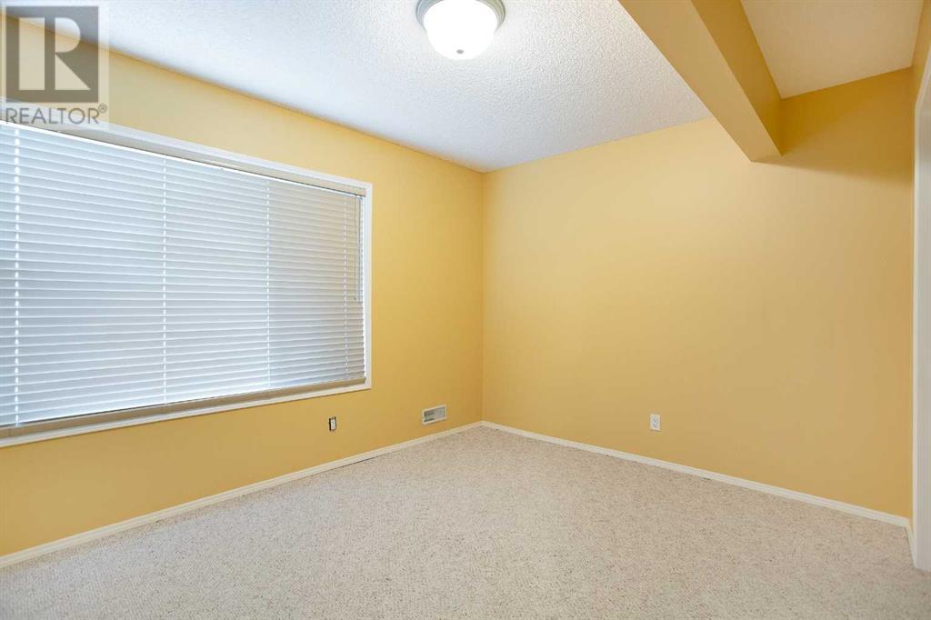 Single Family House Bungalow for Sale in  Citadel Grove NW Citadel Calgary 