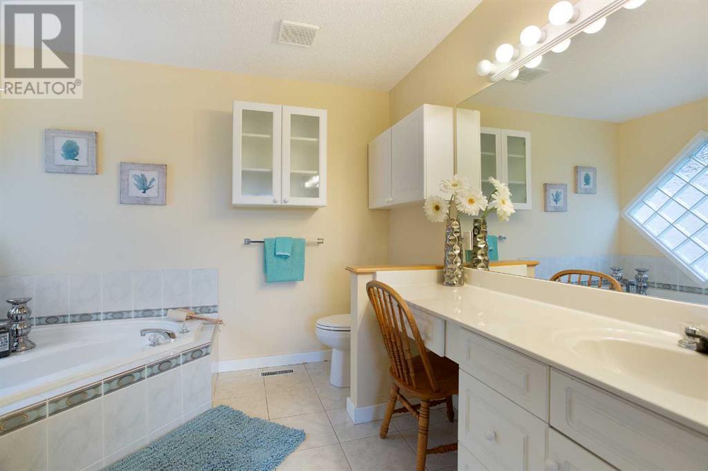 Single Family House Bungalow for Sale in  Citadel Grove NW Citadel Calgary 