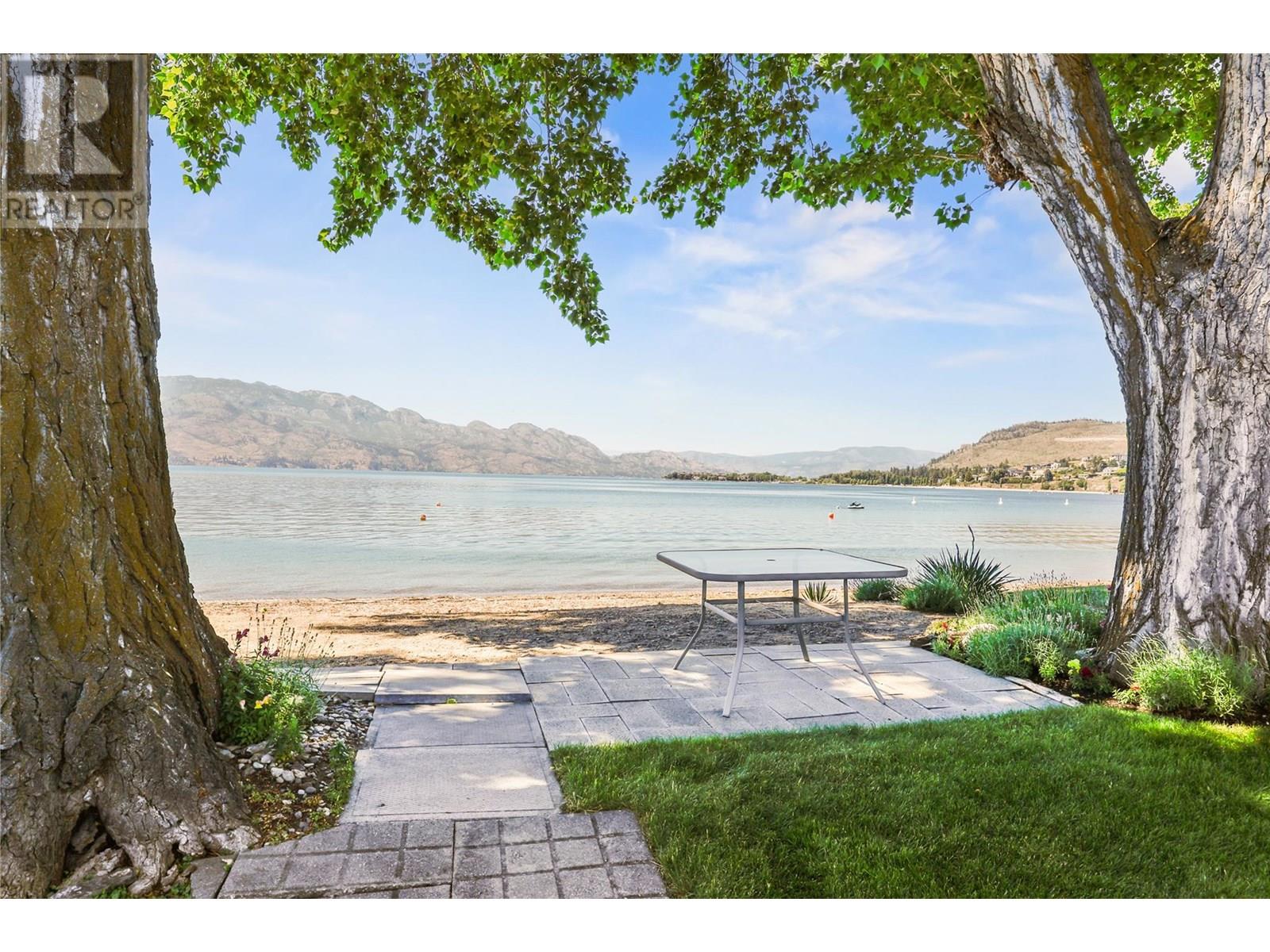 33 2095 Boucherie Road, Westbank