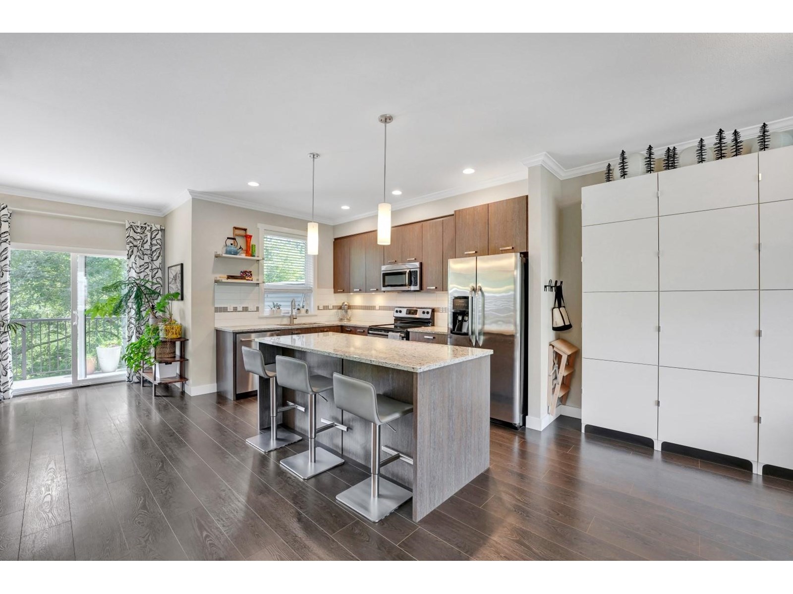 Photo 5 of 40 5888 144 Street, Surrey BC