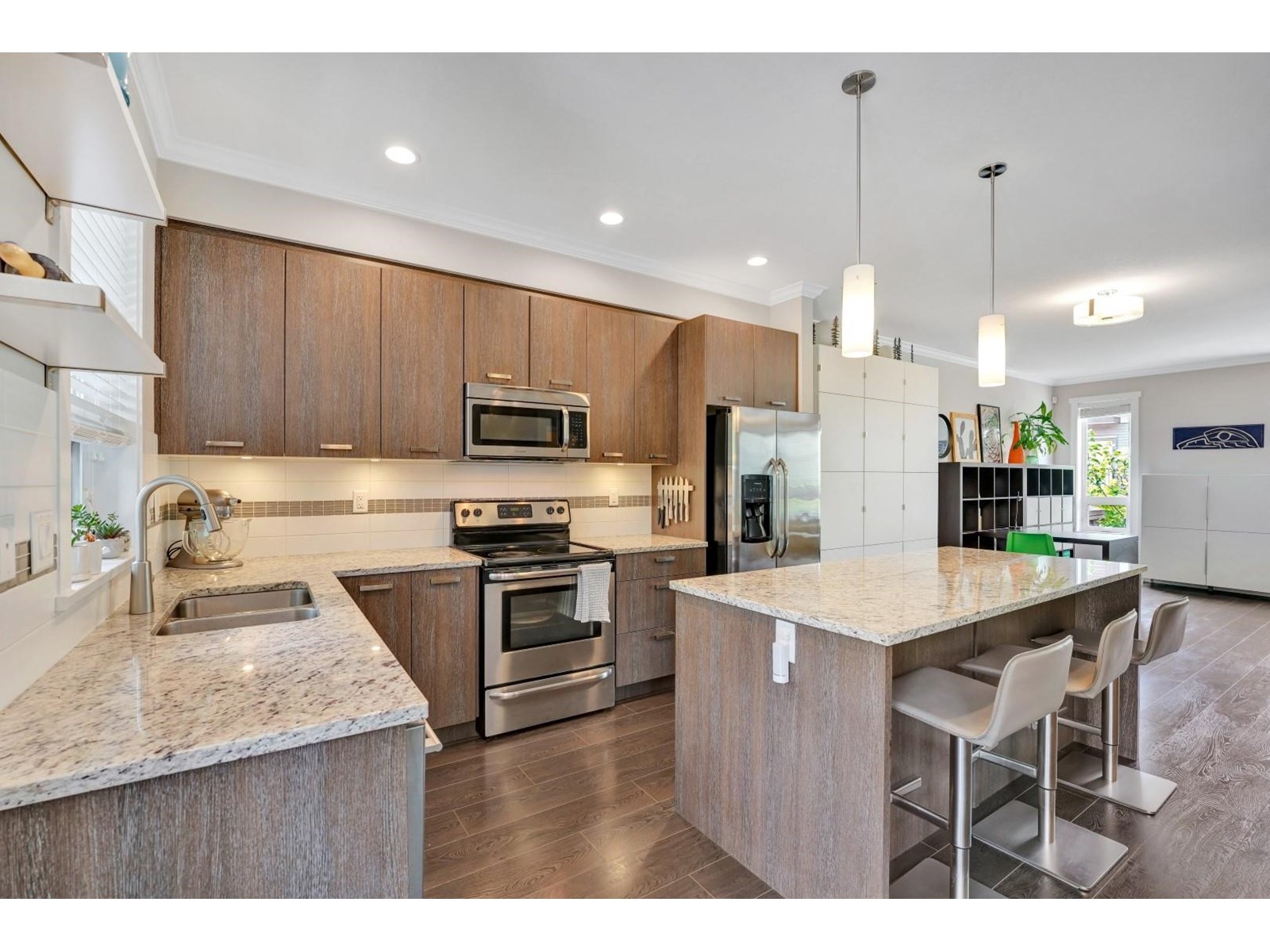Photo 4 of 40 5888 144 Street, Surrey BC