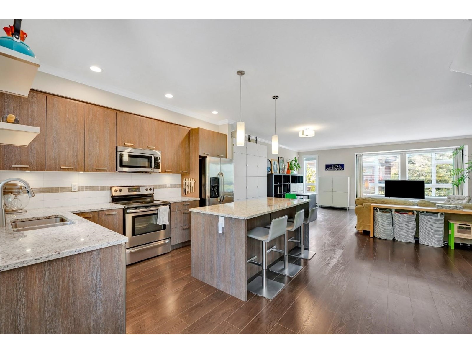 Photo 7 of 40 5888 144 Street, Surrey BC