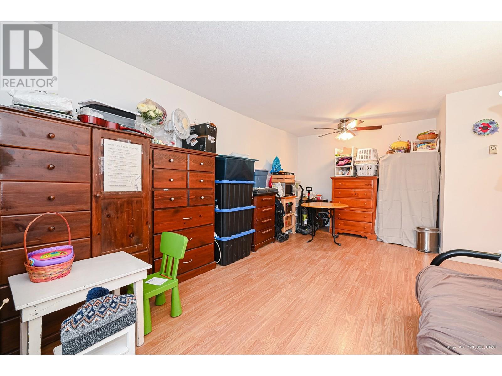 Photo 2 of 406 16 Lakewood Drive, Vancouver BC