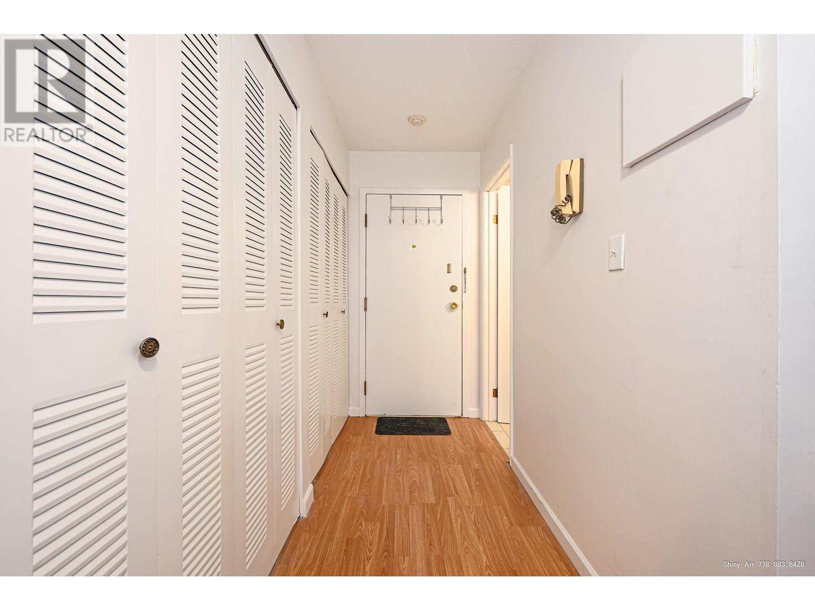 Photo 19 of 406 16 Lakewood Drive, Vancouver BC