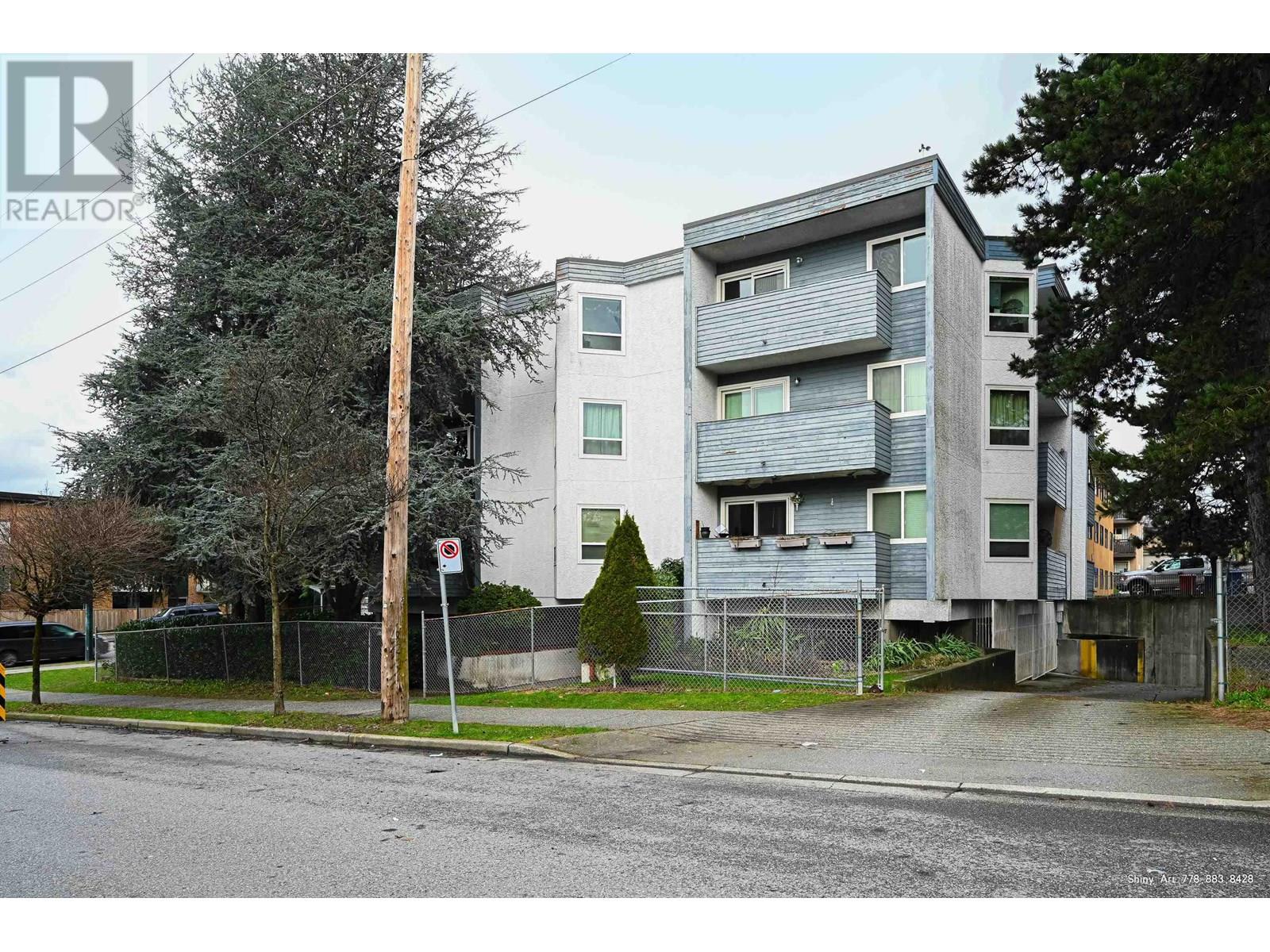 Photo 20 of 406 16 Lakewood Drive, Vancouver BC