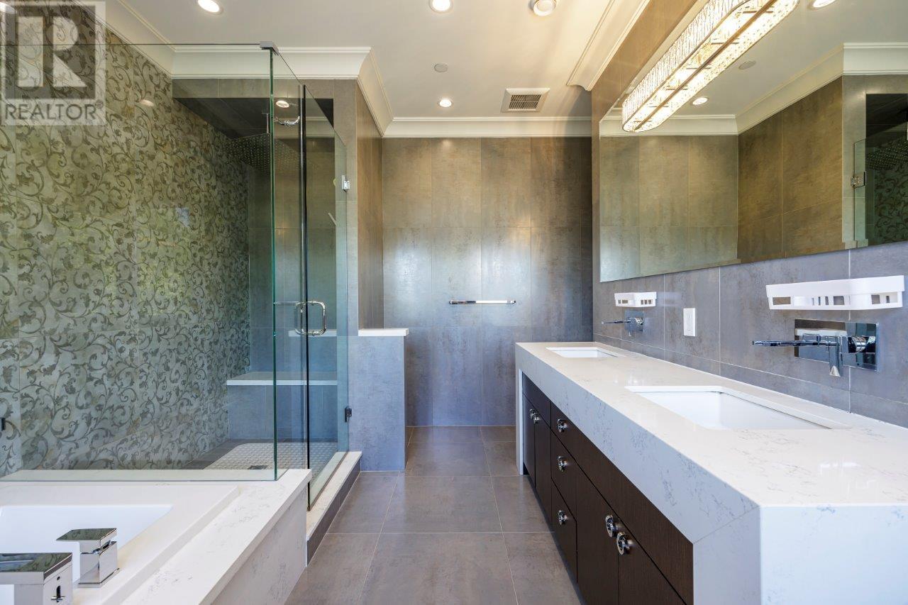 2351 W 34TH AVENUE, Vancouver