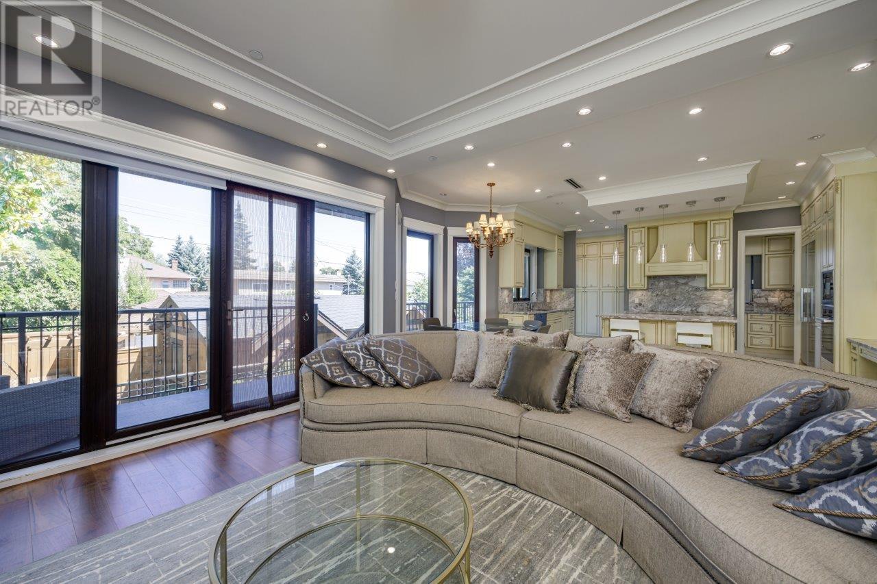2351 W 34TH AVENUE, Vancouver