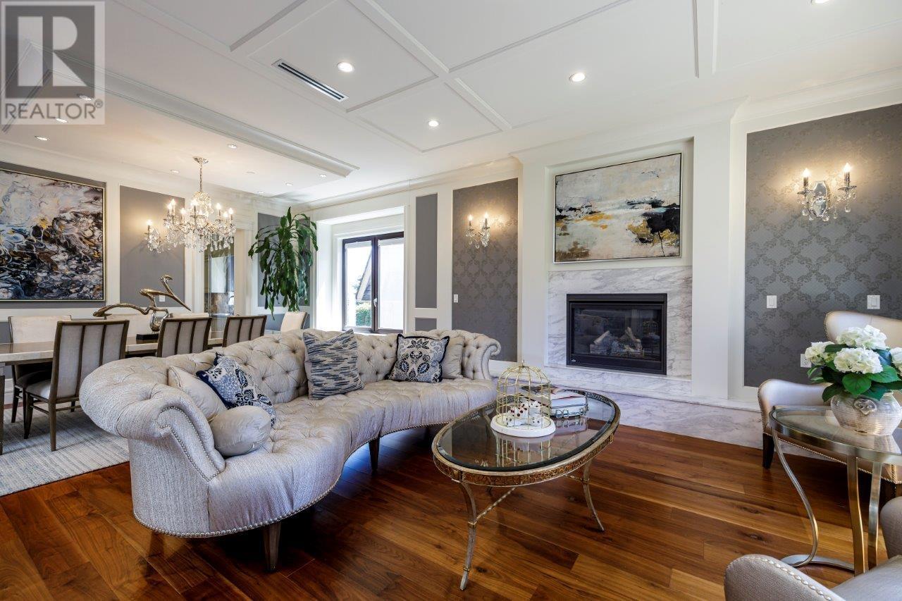2351 W 34TH AVENUE, Vancouver
