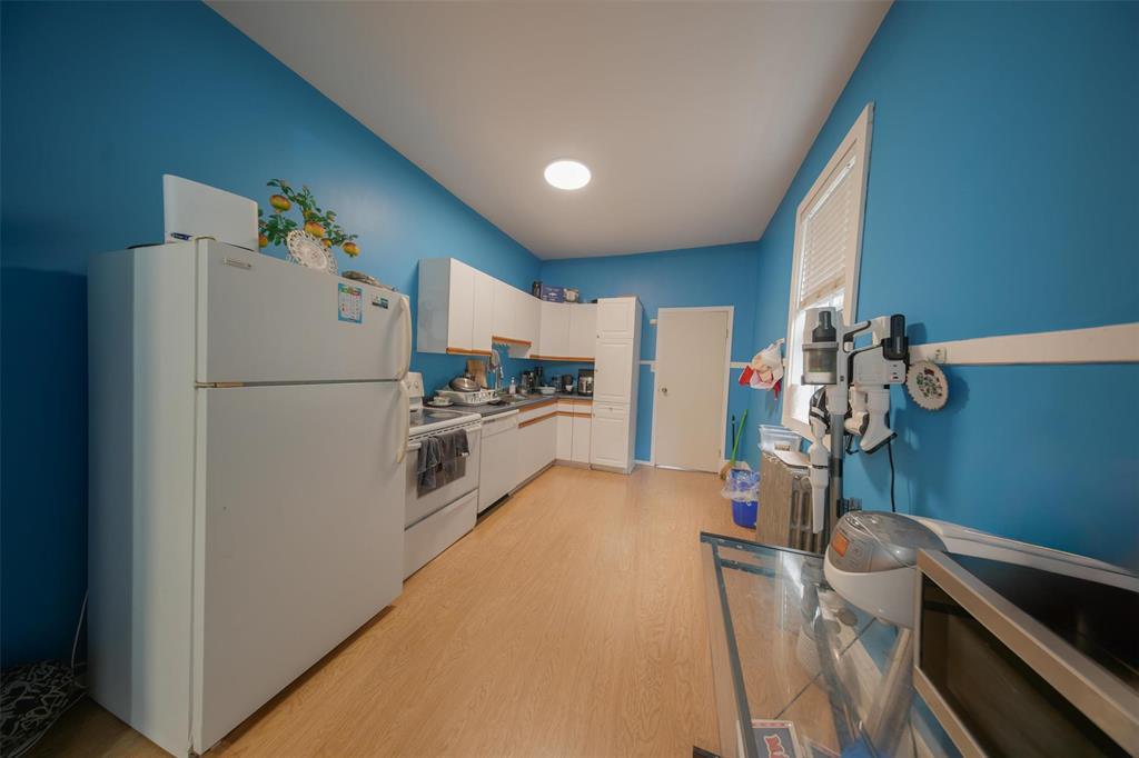 Photo 11 of 2235 Gallagher Avenue, Winnipeg MB