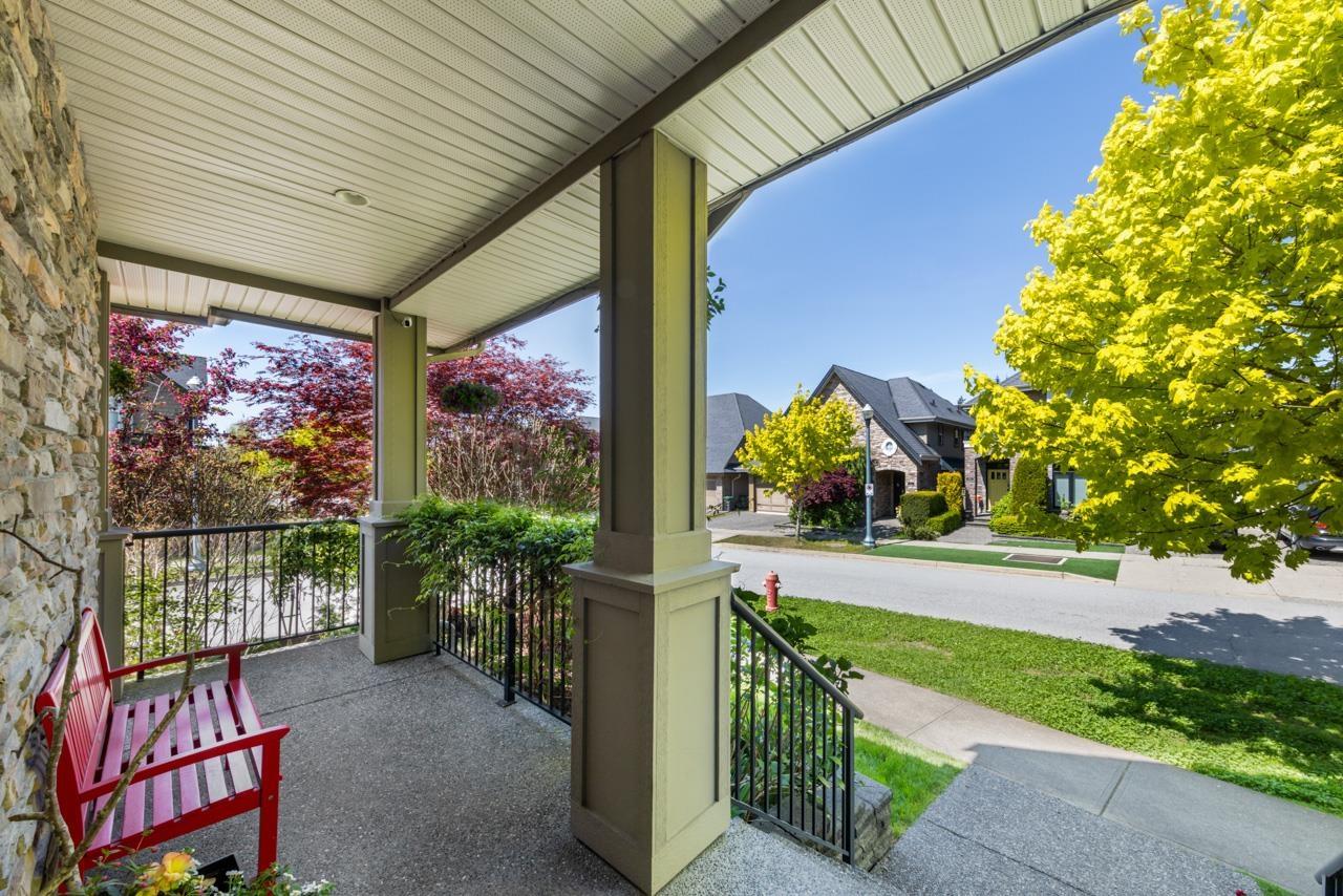 Photo 4 of 16266 26 Avenue, Surrey BC