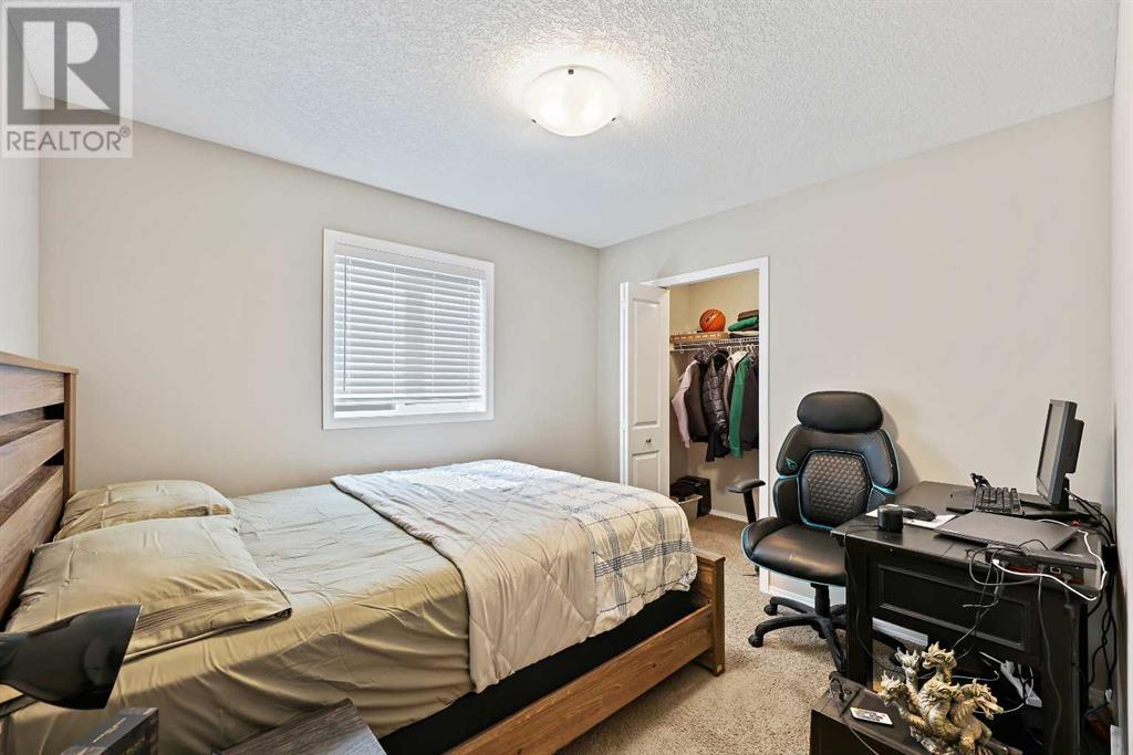Single Family House for Sale in  Nolanfield Lane NW Nolan Hill Calgary 