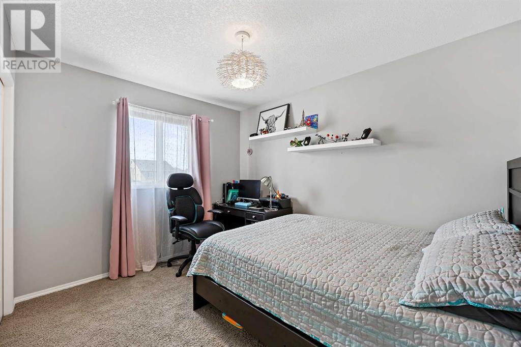 Single Family House for Sale in  Nolanfield Lane NW Nolan Hill Calgary 