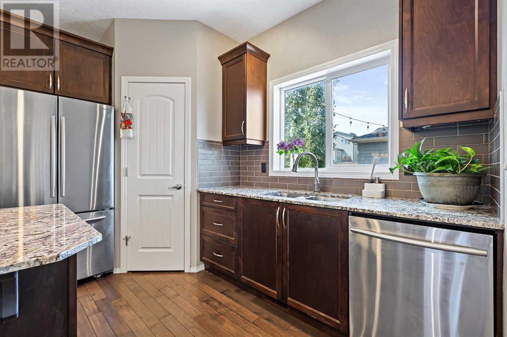 Single Family House for Sale in  Nolanfield Lane NW Nolan Hill Calgary 