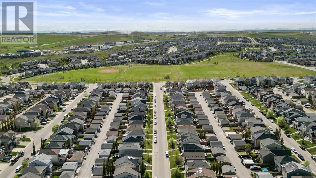 Single Family House for Sale in  Nolanfield Lane NW Nolan Hill Calgary 
