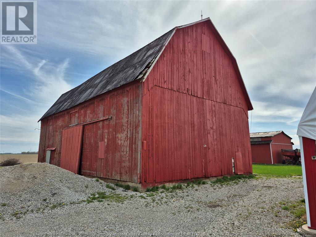 Photo 35 of 3825 Comber Sideroad, Lakeshore ON