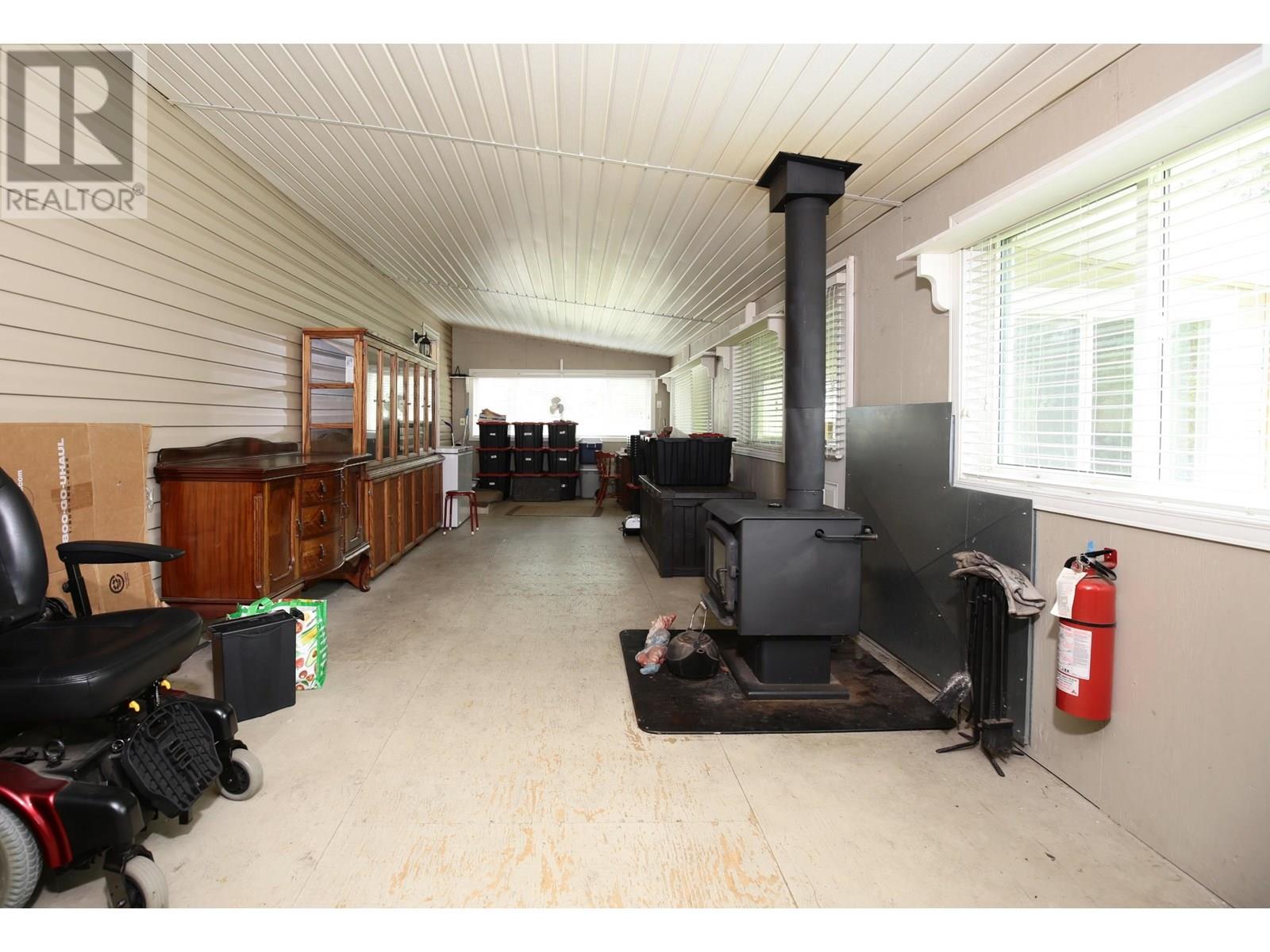 3165 NIQUIDET STREET, Horsefly