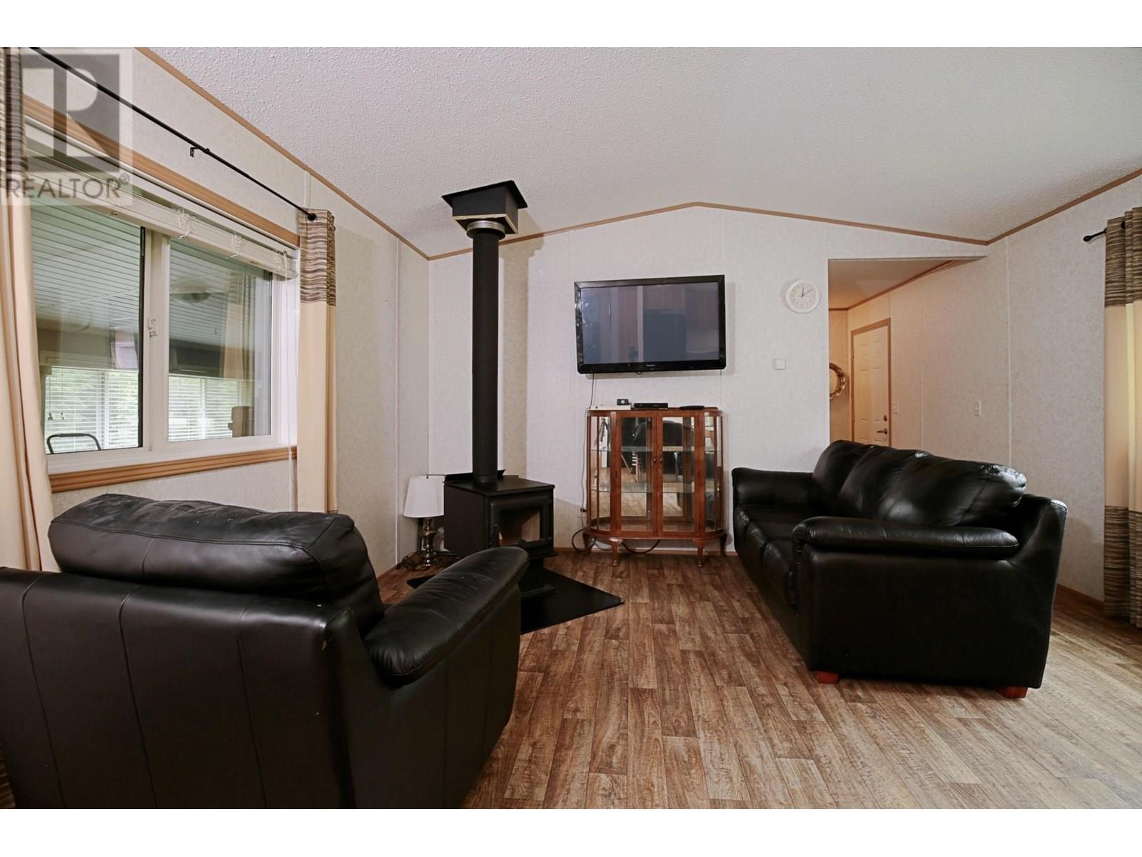 3165 NIQUIDET STREET, Horsefly