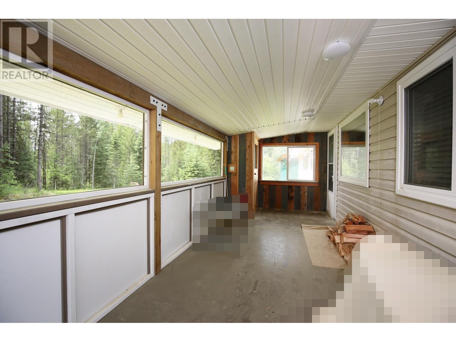 3165 NIQUIDET STREET, Horsefly