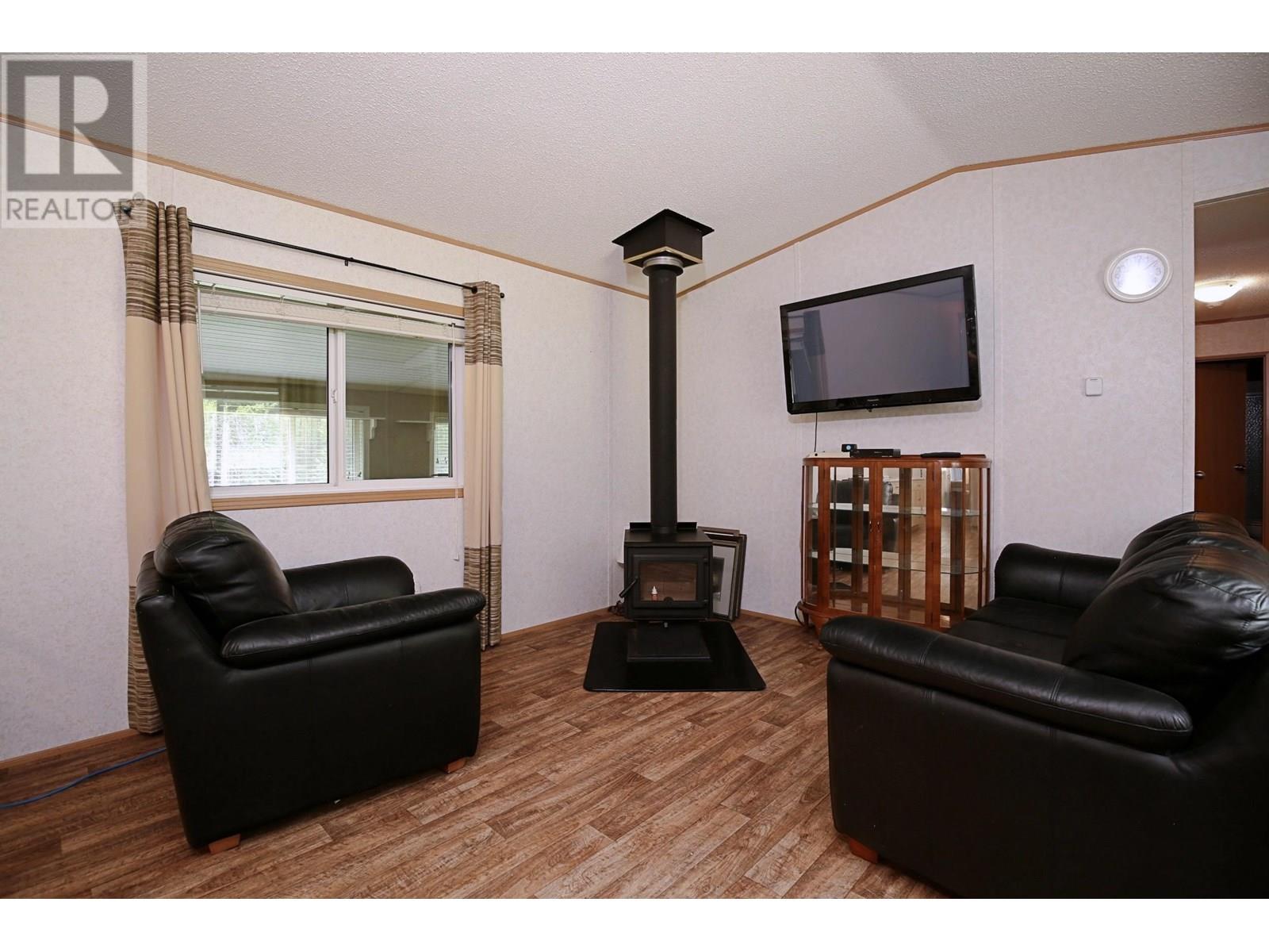 3165 NIQUIDET STREET, Horsefly