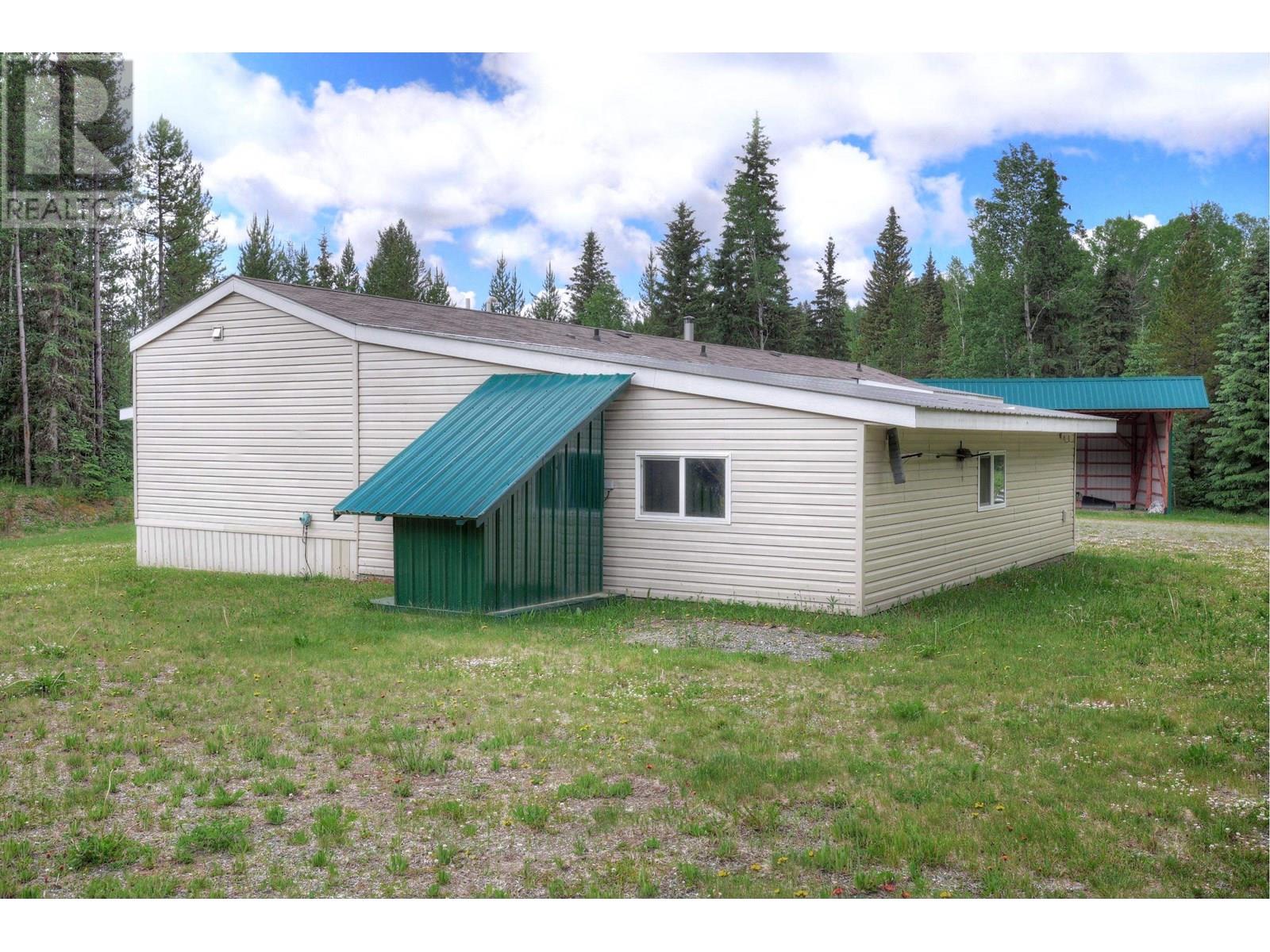 3165 NIQUIDET STREET, Horsefly