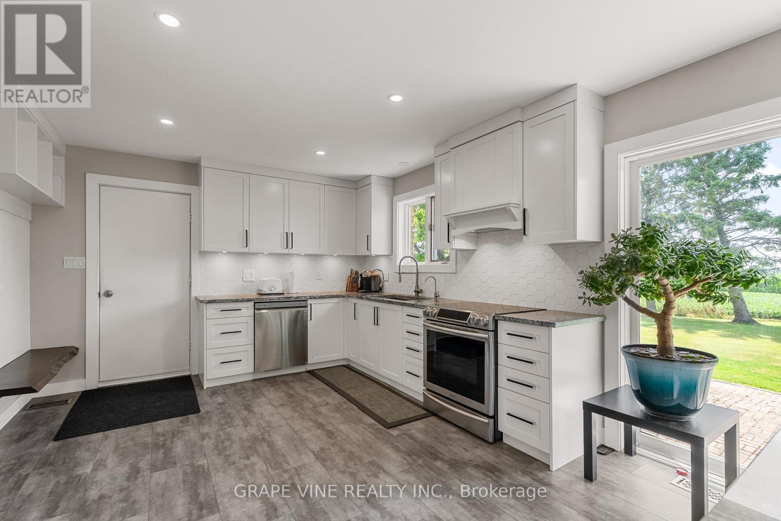 Photo 15 of 5073 Rushmore Road, Ottawa ON