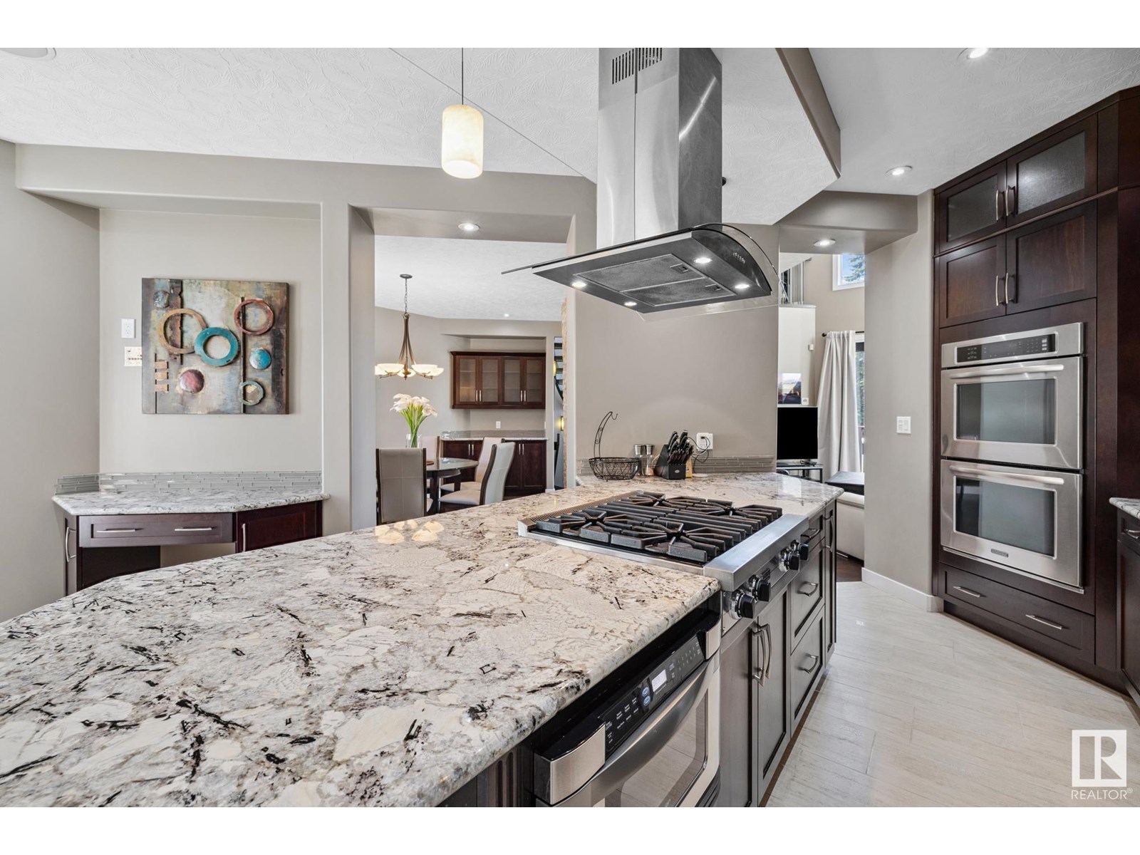 Photo 18 of 6520 111 Av Nw, Edmonton AB