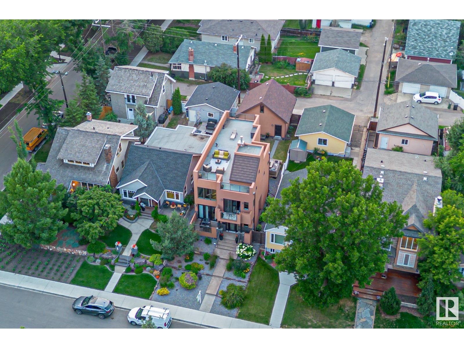 Photo 65 of 6520 111 Av Nw, Edmonton AB