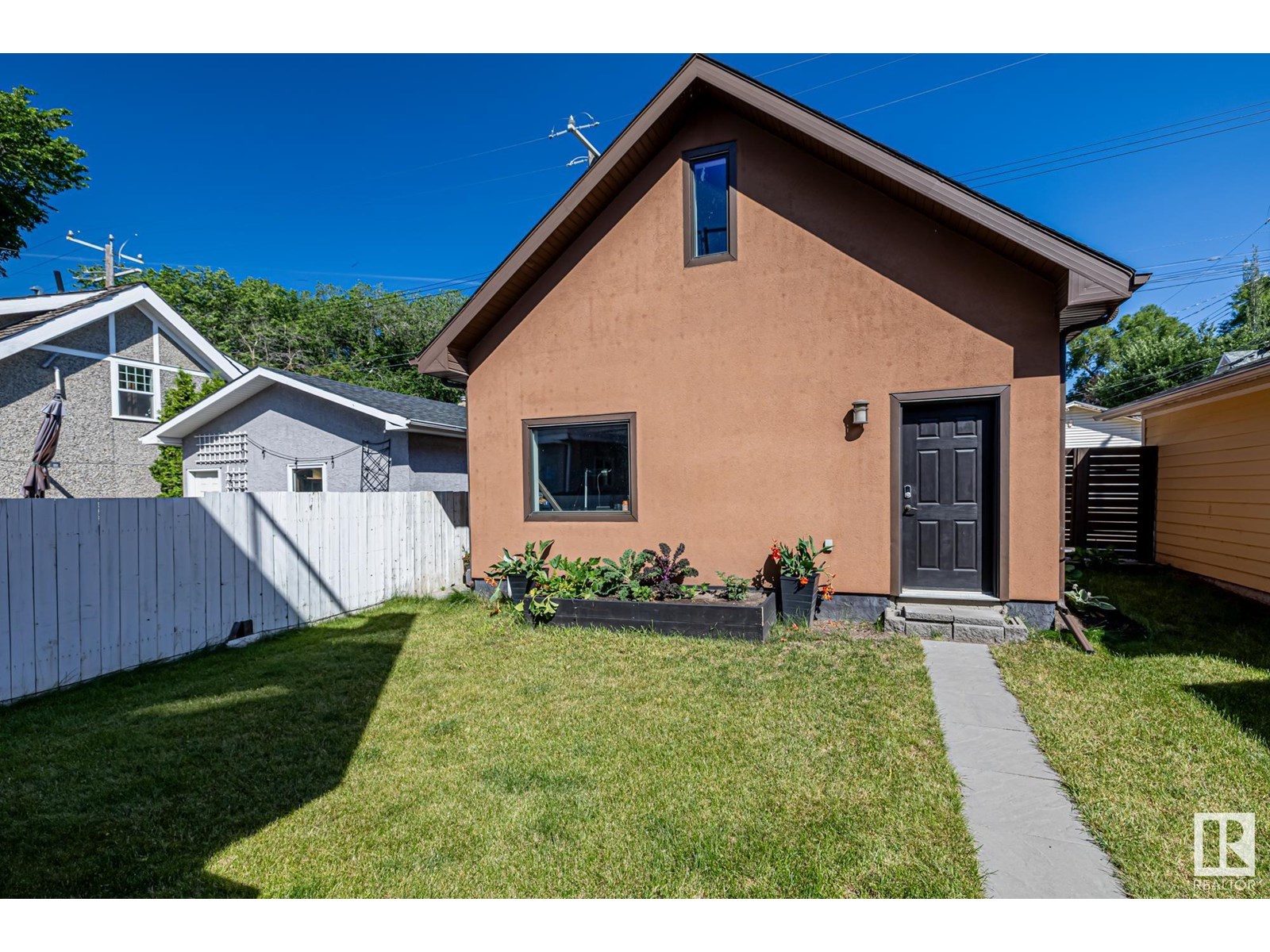 Photo 62 of 6520 111 Av Nw, Edmonton AB
