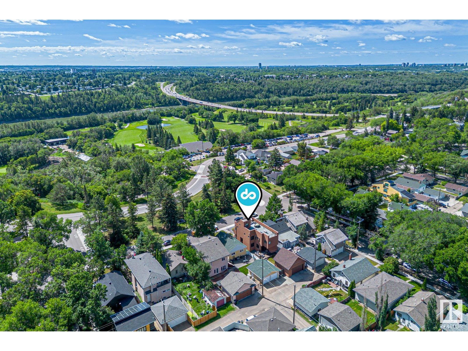 Photo 66 of 6520 111 Av Nw, Edmonton AB